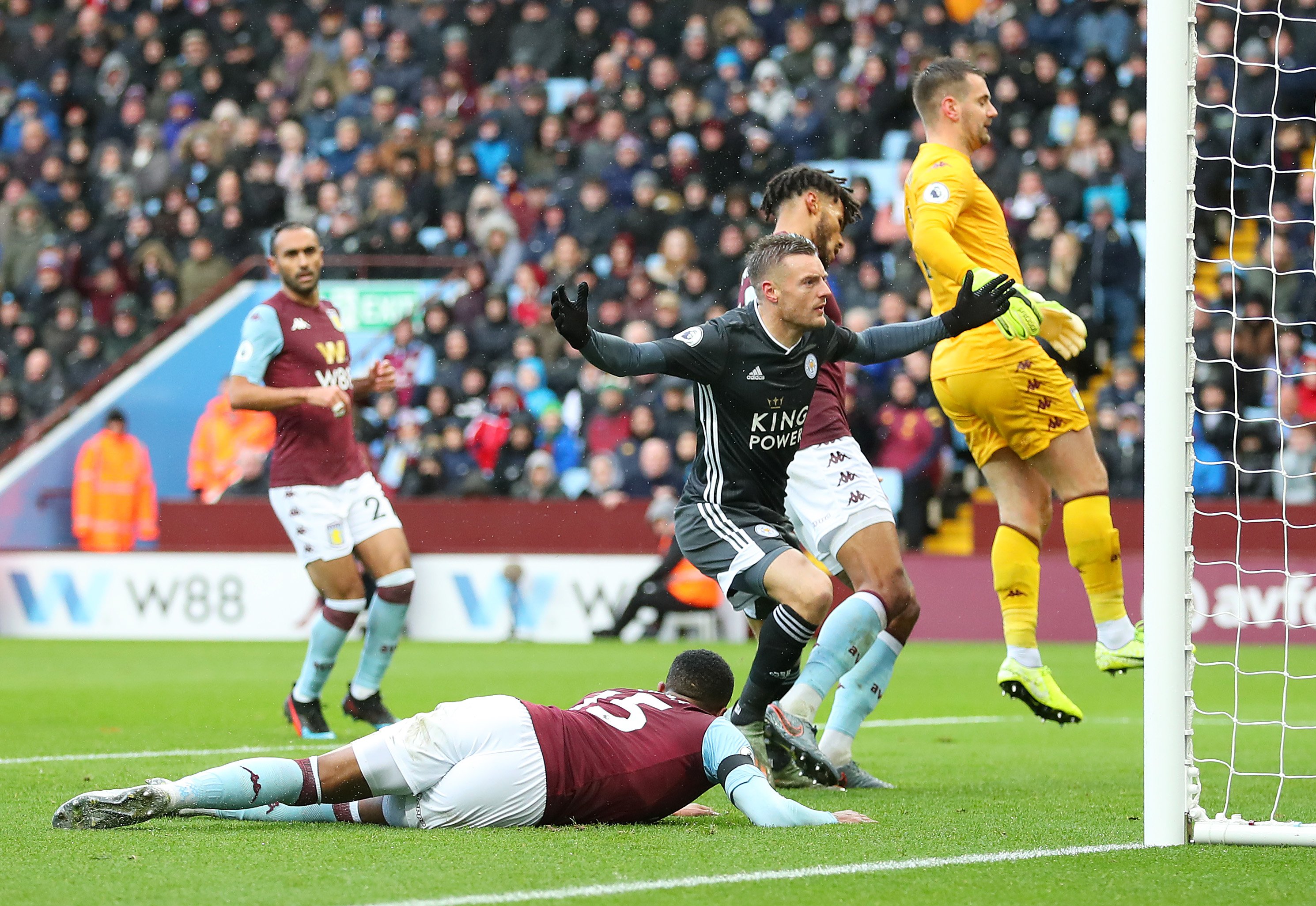 我们期待他 我们期待他